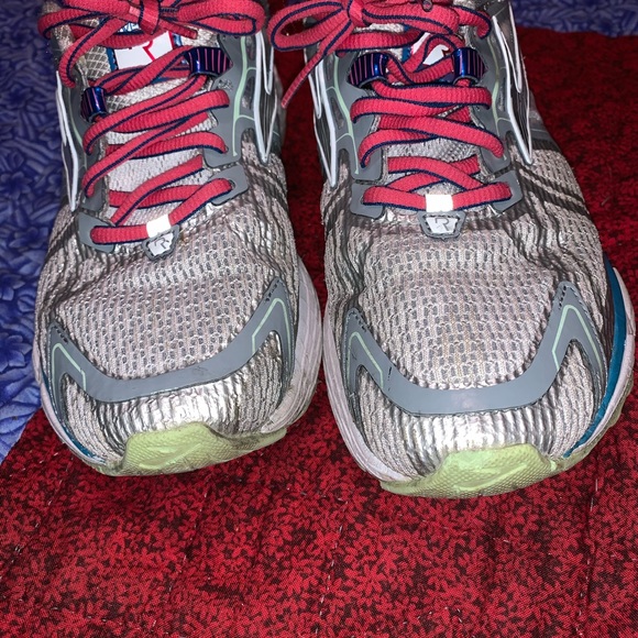 Brooks Ravenna Running Sneakers - Picture 4 of 7